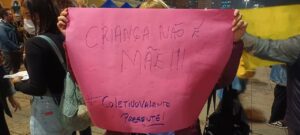 protesto crianca gravida 2