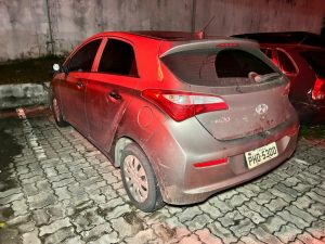 Trio é pego tentando entrar com 17kgs de drogas dentro de frutas em Manaus; veja 2 ebef5ae8 90ea 4dec 904a 33ccd80196cc 1024x768 1