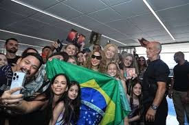 Shakira desembarca no Brasil para iniciar nova turnê 1 WhatsApp Image 2025 02 09 at 15.39.30