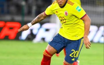 Jogador excluído da Copa do Mundo detona técnico da seleção com palavrão e emoji