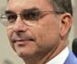 Aliados de Flávio Bolsonaro ficam “atordoados” após vazamento sobre Daniel Vorcaro