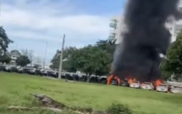 Colisão entre helicópteros deixa seis mortos e provoca incêndio em base da BYD no Rio de Janeiro