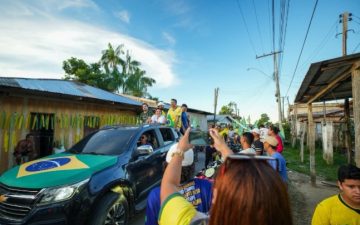 Professora Maria do Carmo mobiliza apoiadores durante agenda em Jutaí