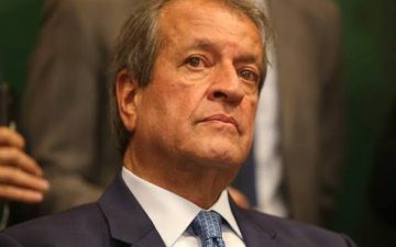 Presidente do PL tenta apaziguar tensão entre Michelle e Flávio Bolsonaro no partido
