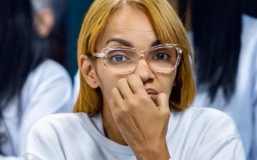 Mulher diz ser filha de Flordelis e toma decisão na Justiça para comprovar parentesco