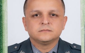 Sargento da PMAM é acusado de destruir estabelecimento após suposto assédio e ofensas homofóbicas